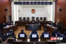 以案说法丨随意倾倒“垃圾”，后果“赔不起”图片