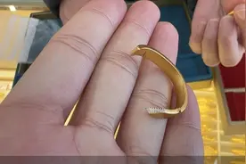 含金量难测  商家拒绝回收 “金包银”成黄金消费陷阱图片