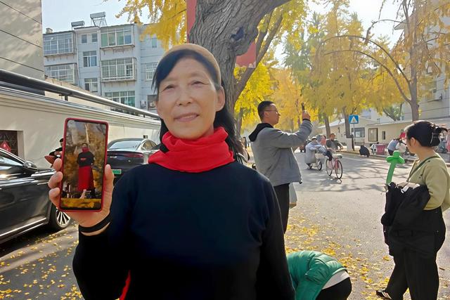 秋日“落叶缓扫”藏诗意，淄博人的周末很美妙