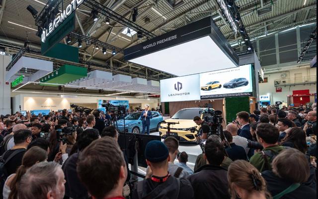 预售 10.58 万元的 Lafa 5	，是零跑心中的「白月光」