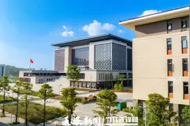 【教育改革大家谈】贵州理工学院：锚定产业需求 推进教育科技人才一体化发展图片
