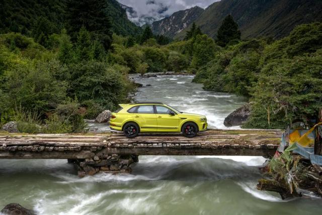 非凡之境 非凡之旅——开着宾利走进西藏