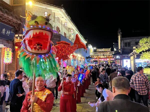三明过年 · 马上有福 | 解锁三明年会新玩法！温泉+花海+丹霞+古城，承包团队全年快乐
