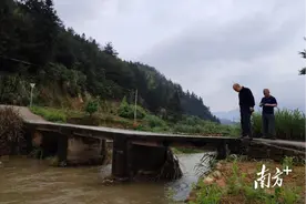 革命老区禾洞镇：“小网格”迸发防汛“大力量”图片