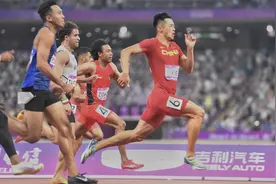 家乡作战，谢震业跑进10秒图片