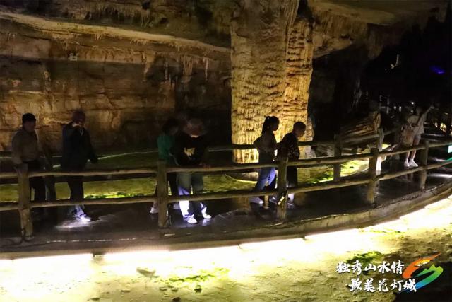 【来独山 吃三酸 住山居】“火热”独山！多元文旅魅力绽放，各地游客慕名而来