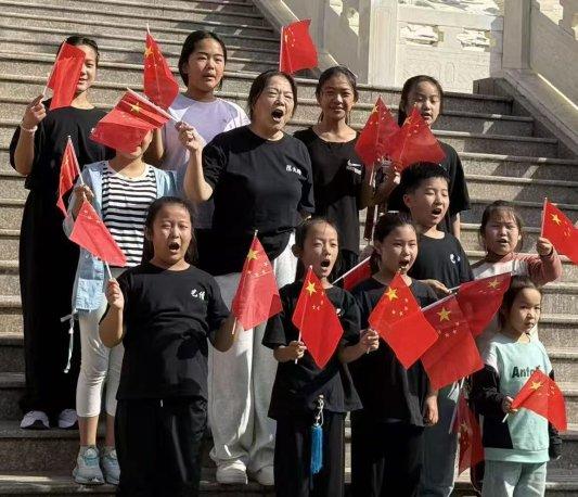 石头“开花”  恐龙“复活” 解读天宇自然博物馆的流量密码