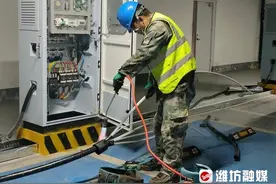 预计春节后竣工使用！潍坊火车站北广场地下停车场加装充电桩图片