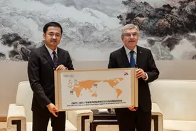 安踏成为国际奥委会2024-2027年官方体育服装供应商图片