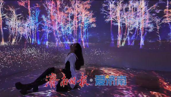 一年四季 泉在济南丨双节慢游 来“炁界”数字艺术空间解锁艺术科技奇境