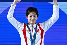 全红婵当选世界泳联2024年度最佳女子跳水运动员图片