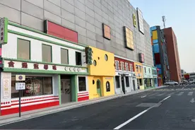 每天都有四个剧组在拍短剧 杭州临平这个影视拍摄基地有何魅力？图片