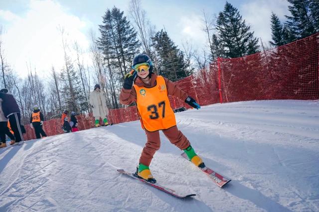 【独立营】小记者冬令营启程！一起感受北纬45°的冰雪童话王国