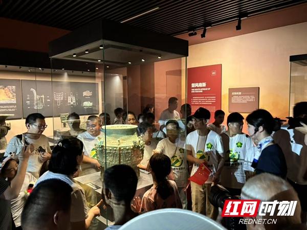 国庆观文旅⑤：假期进入下半场热度攀升 多元体验激发新活力