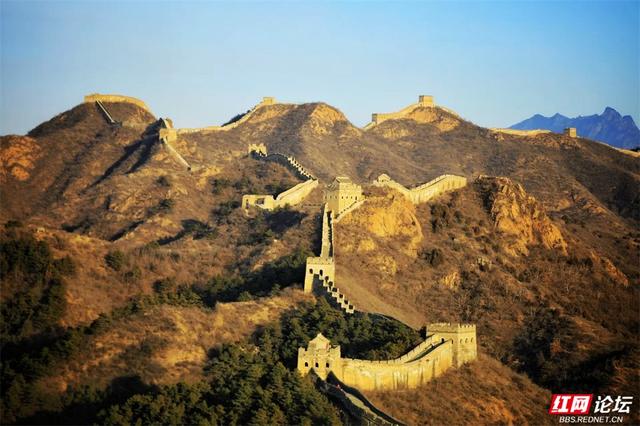 在金山岭长城，追一场最美的日落