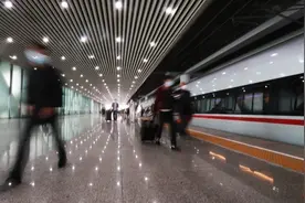 铁路无座票，该不该打折？图片