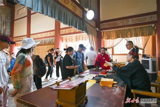 敦煌：大漠深处人气旺 阳关古韵漾新风