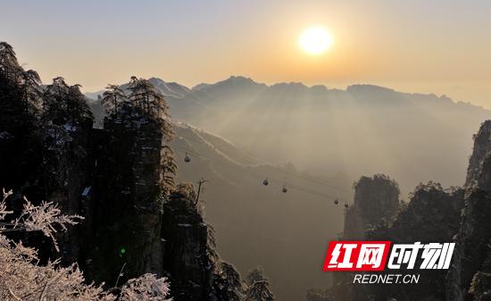 张家界国家森林公园雪过天晴景色美