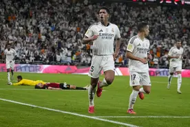 体坛联播｜西超杯决赛迎来国家德比，C罗打进2025年首球图片