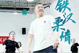对话跳舞出圈院长姜铁红② ｜舞蹈是一剂良药，广场舞也是健康快乐的舞蹈图片