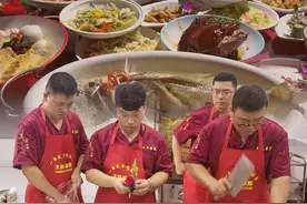 这个国庆我坚守 | 萧山“95后”乡厨接单忙 一条龙服务呈现乡村别样宴席图片