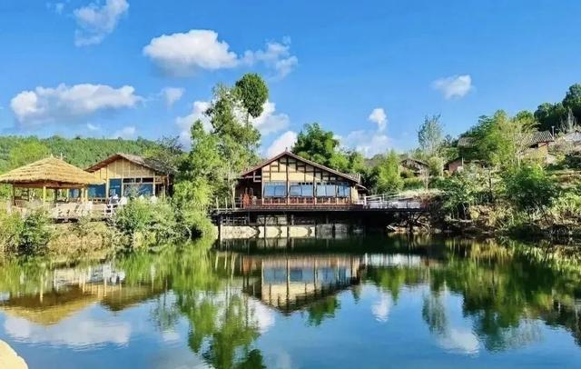 巴中市精彩亮相2025四川省旅游景区发展大会