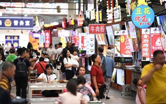 “码”上游贵州丨6天5晚纯玩！黄果树瀑布+荔波七孔+苗寨星空……邂逅“醉美黔景"
