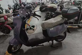 补贴加残值可达千元，上海电动车以旧换新启动，不在名单里也有补贴？不可信｜以旧换“新”·新补贴图片