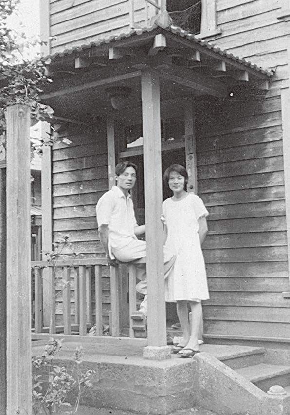 夏衍诞辰125周年｜专访沈芸：我爷爷终身都有地下党情结，他不喜欢讲苦难