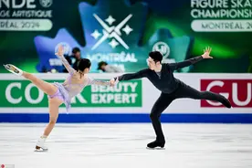 2024蒙特利尔花样滑冰世锦赛双人滑短节目 中国组合彭程/王磊出战图片