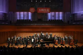 西安交响乐团迎来首位驻团指挥：董超图片