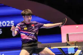 第一次参加亚洲杯！黄友政3比1张本智和图片