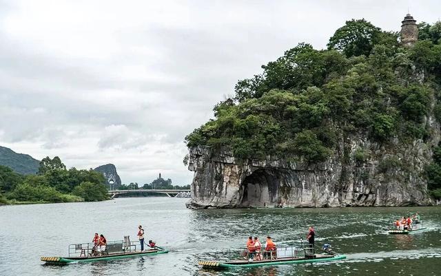 文旅年底内卷无上限！桂林喊你用乡音 “盘活” 老课文，直接线下免费解锁课本名场面！