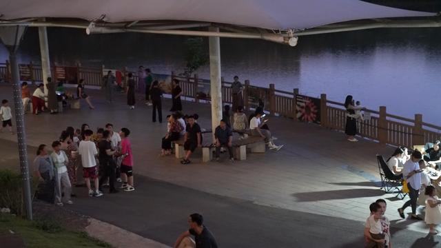 盘州：清凉夏夜，避暑经济火热出圈
