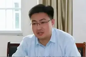 万年县委书记毛奇简历从官网撤下，举报人：想见到女儿#万年县委书记毛奇图片