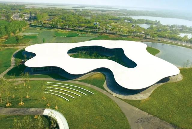 在济宁，我决定开始狠狠爱“老己”