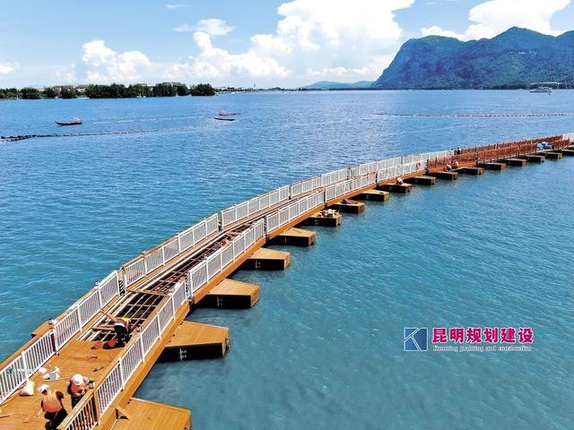 滇池草海第三座浮桥预计9月下旬建成！