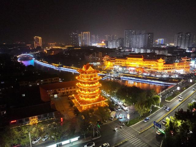 河北沧州：流光溢彩大运河畔