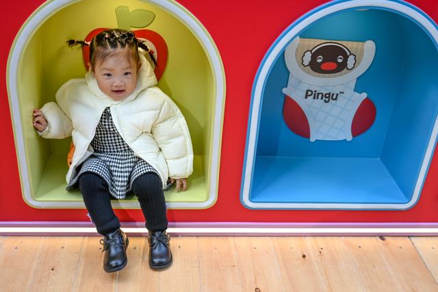 魔都眼｜冬日浪漫③：在市集中选一顶保暖帽子