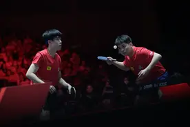 新加坡大满贯｜王楚钦/林诗栋3:0高承睿/林昀儒，夺男双冠军图片