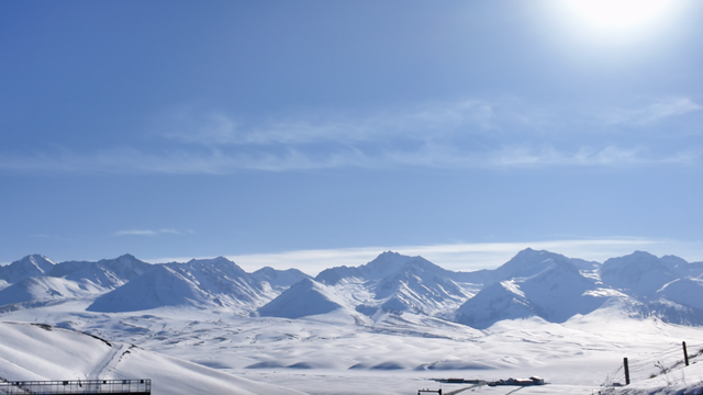 滑雪免门票，免费泡温泉！新疆著名旅游地送出文旅“大礼包”！小编已出发…
