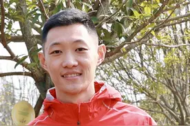 一步步调整状态，王嘉男备战新赛季室外赛图片