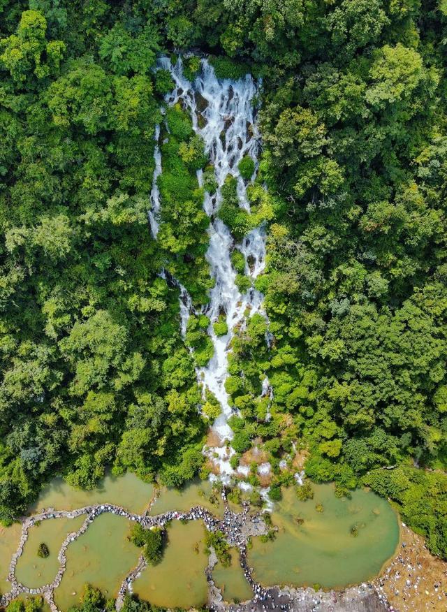 “码”上游贵州丨一天纯玩，超高性价比！让地球绿宝石治愈你整个夏天