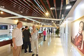 你听过的这些流行曲都由他创作！陈冠卿个人艺术展开幕图片