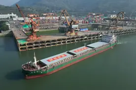 重庆至宁波舟山港江海直达航线实现双向开行 大宗商品进出川渝地区再提速图片