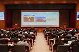 曹向东同志作客中央和国家机关党校“基层书记讲堂”图片