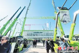 万里之外操控“中国机甲” 长沙工程机械企业组团参加德国宝马展图片