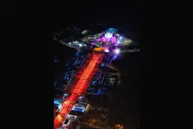北京朝阳国际灯光节开幕，奥林匹克中心区光影汇聚“生命之树”图片