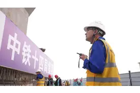 转体完成！石衡沧港城际铁路迎重要进展→图片