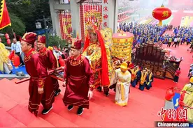 纪念妈祖诞辰1065周年 海内外百余家宫庙和文化团体齐聚湄洲岛图片